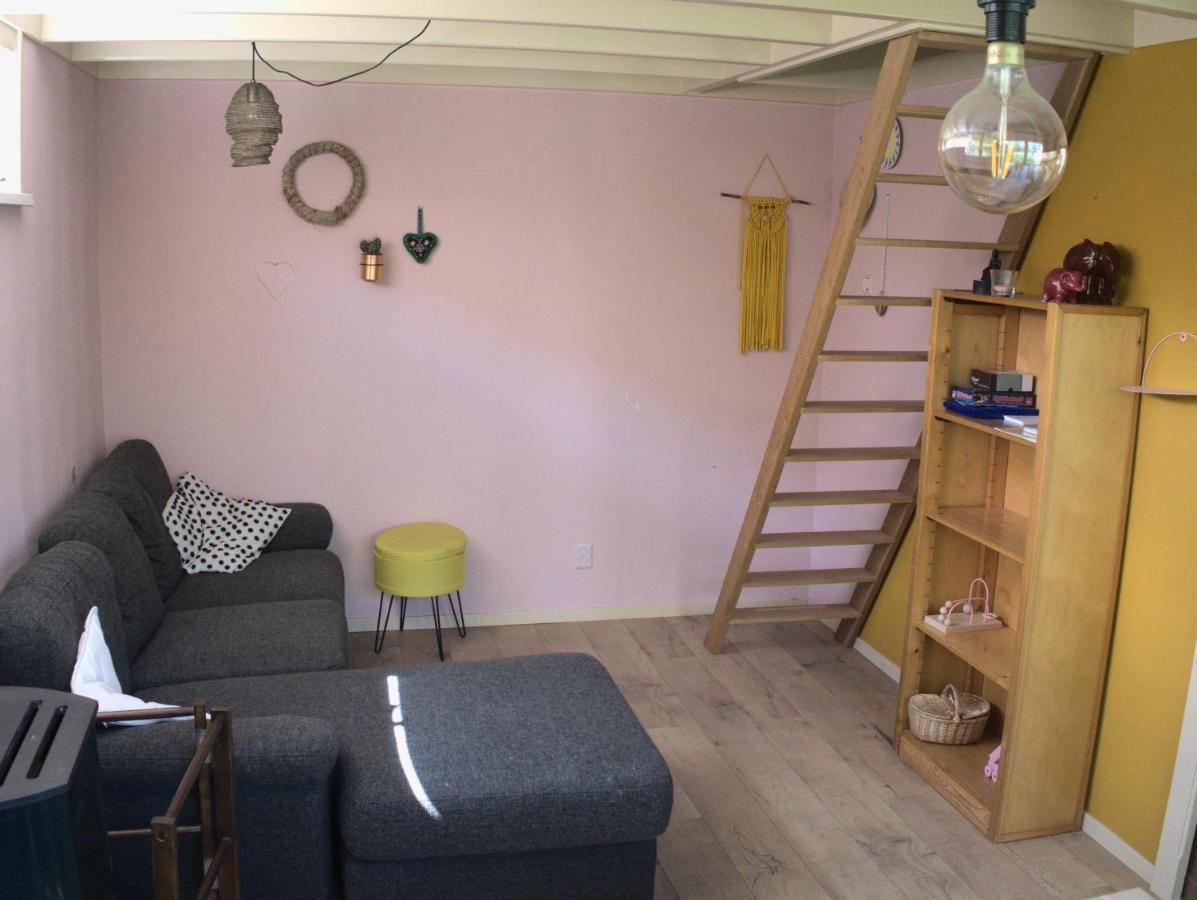 Small, Cute And Cozy Little Holiday Home Hippolytushoef Exteriör bild